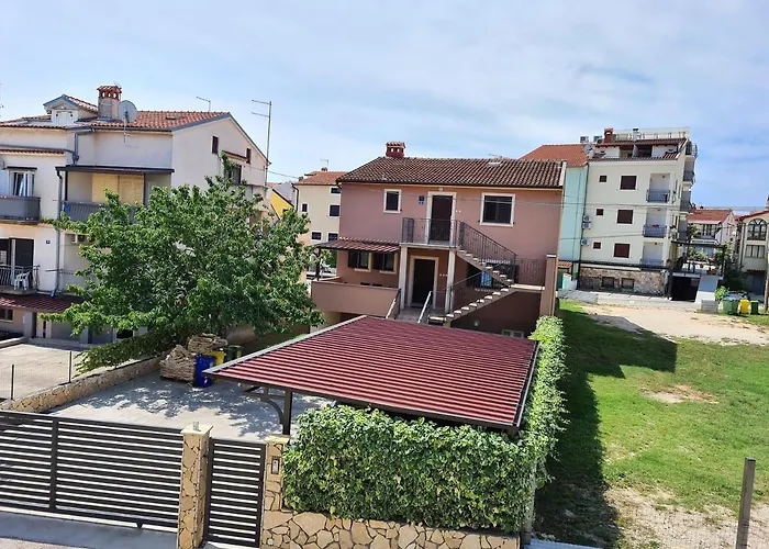 Apartments Denis & Lucija